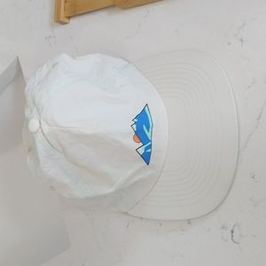 Old school 5 panel marine layer hat